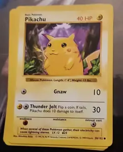1999 Pokemon Pikachu (Red Cheeks) 058/102 Base Set Regular - Image 2
