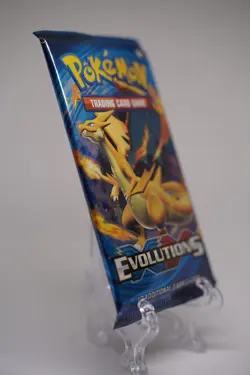 Pokemon TCG XY Evolutions Booster Pack Charizard Art Factory Sealed 10 Cards - Image 4