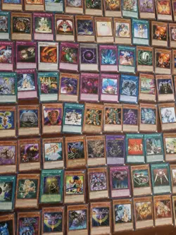 HUGE LOT YuGiOh VINTAGE 1996 BASE CARDS LOT #1 - Image 4