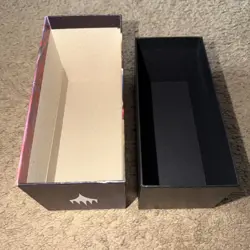 MTG Marvel's Spider-Man Red Die Dice (D20) with card box - Image 3