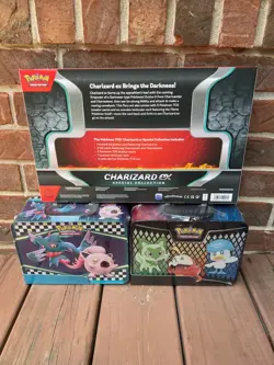 BRAND NEW-Pokemon TCG Charizard ex Special Collection Box w/2 Collector's Chest - Image 2