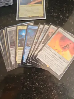 Magic the Gathering Warhammer 40k Forces of the Imperium Commander Deck Sleeved - Image 3