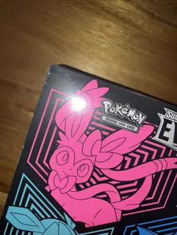 Pokemon TCG: Sword & Shield Evolving Skies Elite Trainer Box ETB Factory Sealed - Image 4