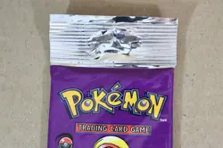 POKEMON BASE SET 2 BOOSTER PACK PIDGEOT FACTORY SEALED LONG CRIMP WOTC 2000 og - Image 2