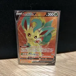 Pokemon TCG Leafeon v Full Art Evolving Skies Card 166/203 NM Condition - Image 1