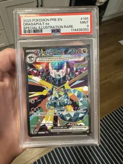 2025 POKEMON PRE EN-PRISMATIC EVOLUTIONS #165 DRAGAPULT EX PSA 9 - Image 1