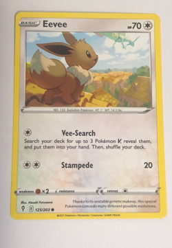 Pokemon Card Evolving Skies Insuffcient Ink Error Eevee 125/203 NM Only 1 card! - Image 1