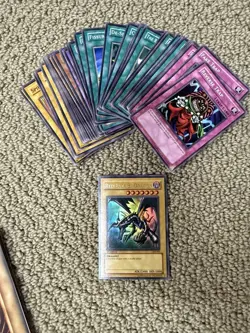 Yugioh! Starter Deck Joey 1st Edition opened- all 50 cards, red eye dragon holo - Image 3