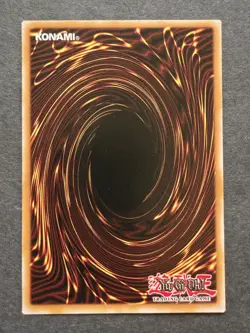 Dark Magician, 1st Edition, Yu-Gi-Oh trading card - Image 4