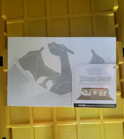 Charizard Ultra Premium Collection! Pokemon TCG- Sword & Sheild 2022 *Unopened 820650871115 - Image 1