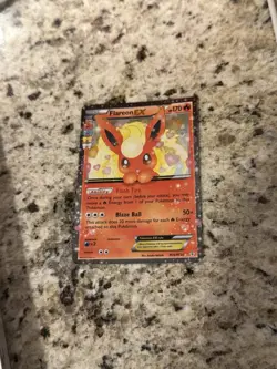 Flareon EX RC6/RC32 Radiant Collection Holo Card - Image 1