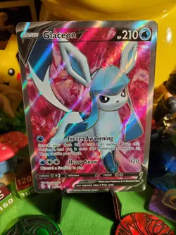 Pokemon TCG 2021 Evolving Skies Glaceon V 174/203 NM/M FULL ART HOLO Rare Card - Image 1