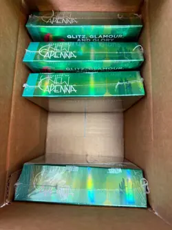 Wizards of the Coast Magic: The Gathering Streets of New Capenna Collector Box 195166122076 - Image 2