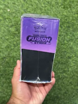 Pokemon TCG: Sword & Shield Fusion Strike ETB Elite Trainer Box Sealed - Image 4