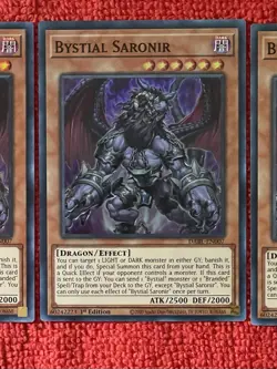 YuGiOh! 3 X Bystial Saronir - Darkwing Blast (DABL) - Super Rare - Image 4
