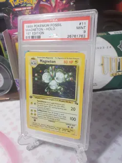 Pokemon Fossil Magneton 1st Edition #11/62 Holo PSA MINT 9 - Image 2