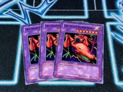 Twin-Headed Thunder Dragon - RP01 - Common x3 - Image 1