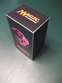 Ultra PRO Magic the Gathering Mana 5 Mountain Full-View Deck Box w/ Dice Tray - Image 2