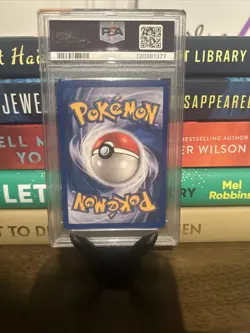 2006 Pokemon EX Charmander Reverse Foil Crystal Guardians PSA 8 - Image 2
