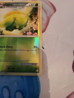 Skiploom 51/123 Reverse Holo Pokemon 2010 HeartGold & SoulSilver MP Scratched - Image 5
