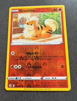 032/264 Growlithe | Common Reverse Holo | Pokemon TCG Trading Card Fusion Strike - Image 1