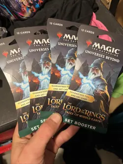 MTG The Lord of the Rings: Tales of Middle-Earth Sleeved Set Booster Pack - Image 1