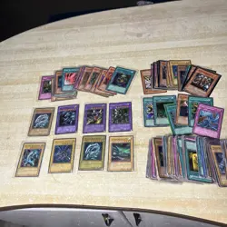 Yugioh Vintage Lot of Ultimate Rare Cards DMG-loop - Image 1