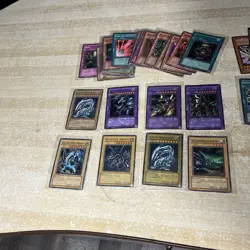 Yugioh Vintage Lot of Ultimate Rare Cards DMG-loop - Image 2