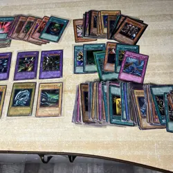 Yugioh Vintage Lot of Ultimate Rare Cards DMG-loop - Image 3