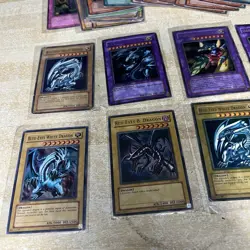 Yugioh Vintage Lot of Ultimate Rare Cards DMG-loop - Image 5