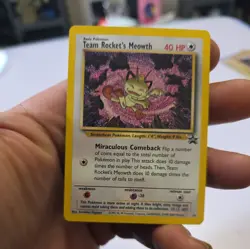 team rocket's meowth Black Star Promo #18 WOTC Exclusive Non-Holo pokemon card - Image 1