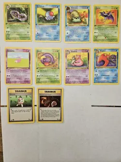 Fossil Set NM 1st edition - 10 Pokemon Cards -3 Uncommon 7 Common - Image 1