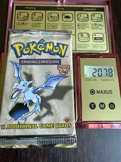 Wizards of The Coast Pokemon Fossil Booster Pack (WOC06159) 742818061599 - Image 1
