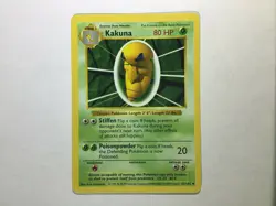 Kakuna Shadowless Pokemon Card Base Set Uncommon 33/102 English WOTC Near Mint - Image 1