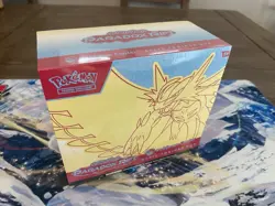 Pokemon Center Paradox Rift (Roaring Moon edition) Elite Trainer Box. Sealed - Image 4