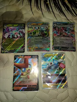 Lotto Carte Pokemon + Omaggi misti ITA - Holo, Reverse Holo, Rare, Comuni e non - Image 1