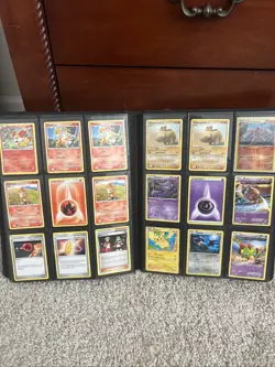 Vintage/Mid Era Pokemon Card Lot with binder - Image 4