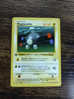 Pokemon Magnemite 53/102 1st Edition Shadowless Base NM - Image 1