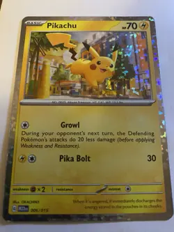 Pikachu 006/015 McDonald’s 2023 Pokemon Card Holo MP Pokemon - Image 1