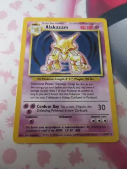 Alakazam 1/102 Holo Rare Unlimited Edition Base Set Pokemon Card 1999 Vintage - Image 1