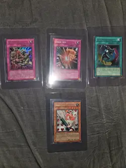 Yugioh Card bundle LOD/LON/MFC/PGD/PSV ultra/rare/non rare cards bundle - Image 5