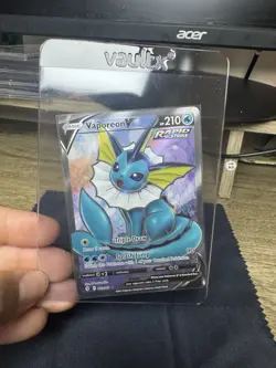 Pokemon TCG Vaporeon v 172/203 Full Art Evolving Skies 2021 Card NM Condition - Image 4