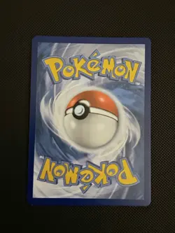 Reshiram 113/114 Pokemon Celebrations Black & White Holo Full Art Card - Image 2