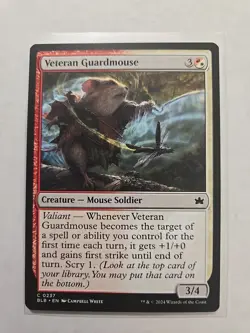 Veteran Guardmouse - Bloomburrow - LP - MTG Magic - Common - Creature - Image 1