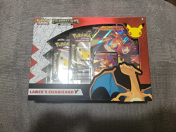 pokemon celebrations lance's charizard v box - Image 1