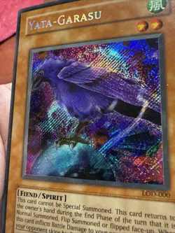 Yugioh - Yata-Garasu LOD-000 Secret Rare Fiend/Spirit 03078576 1996 - Image 4