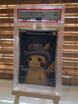 Pikachu with Grey Felt Hat 085 Sv: Scarlet & Violet Promo Cards Regular - Image 1