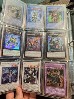 Large Vintage Yu-gi-oh Holo Card Lot 100+ cards - Image 5