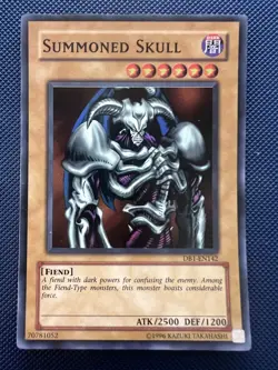 Yugioh Summoned Skull DB1-EN142 Super Rare Unlimited Edition NM - Image 1