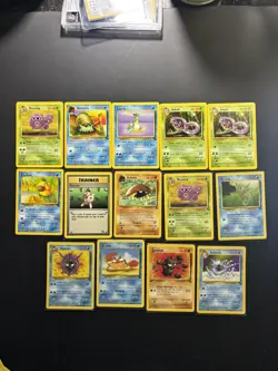 Pokemon TCG Mixed Lot Of Vintage Fossil Cards 24 Cards 1st Edition - Image 2